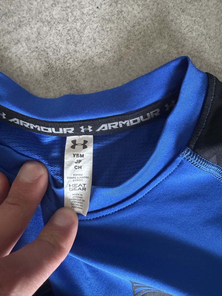 Under Armour HeatGear kompresyjna koszulka sportowa (dziecięca)