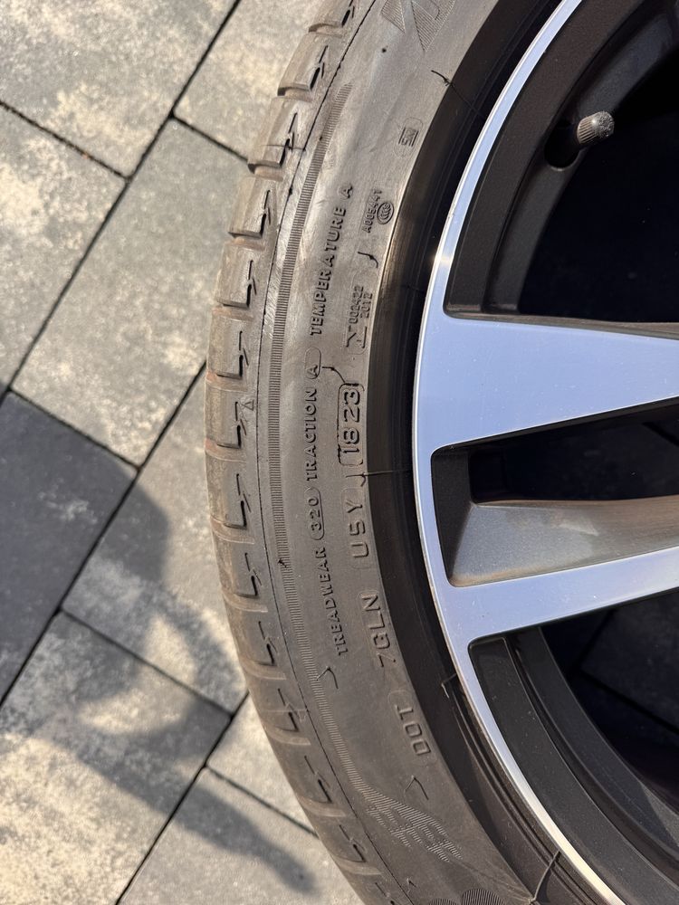 4 Oryginalne Alufelgi 19 z oponami Bridgestone  Audi A6 C8