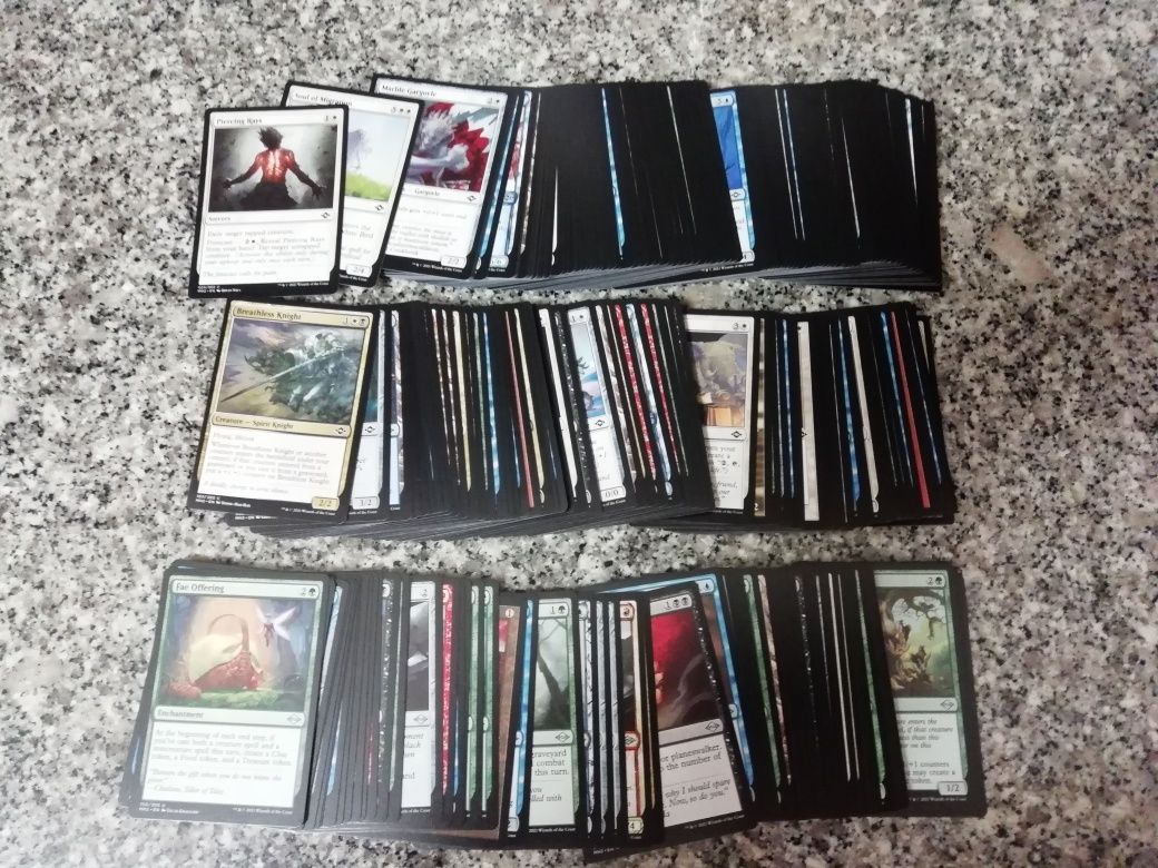 Lote 250 cartas Magic The Gathering - edições recentes