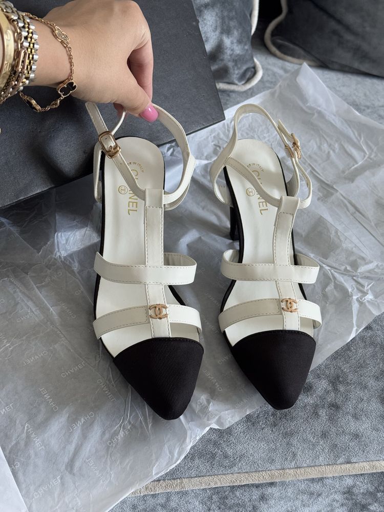 Туфли Chanel на каблуке