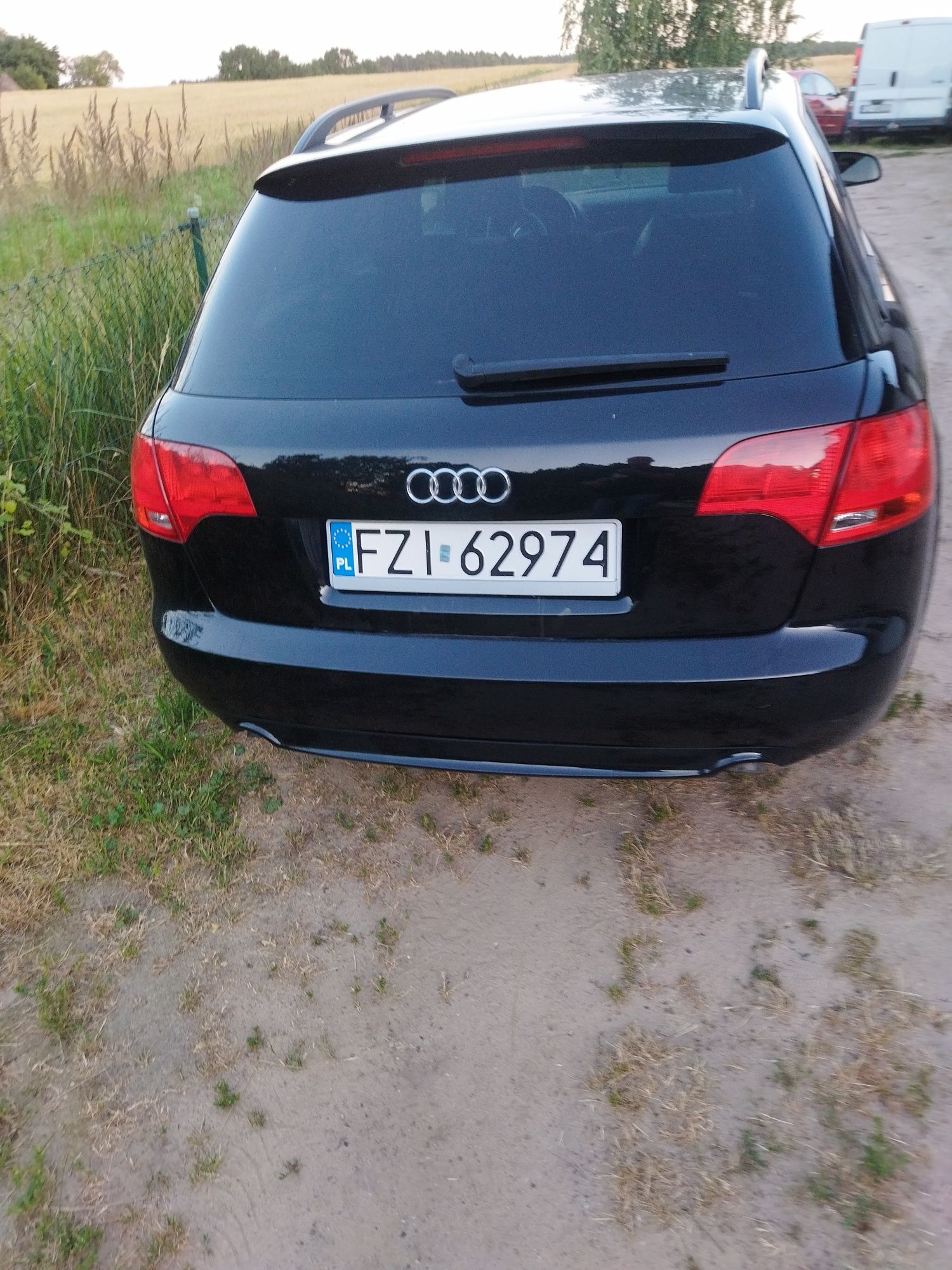 Audi a4b7 2.0tdi 170KM s-line
