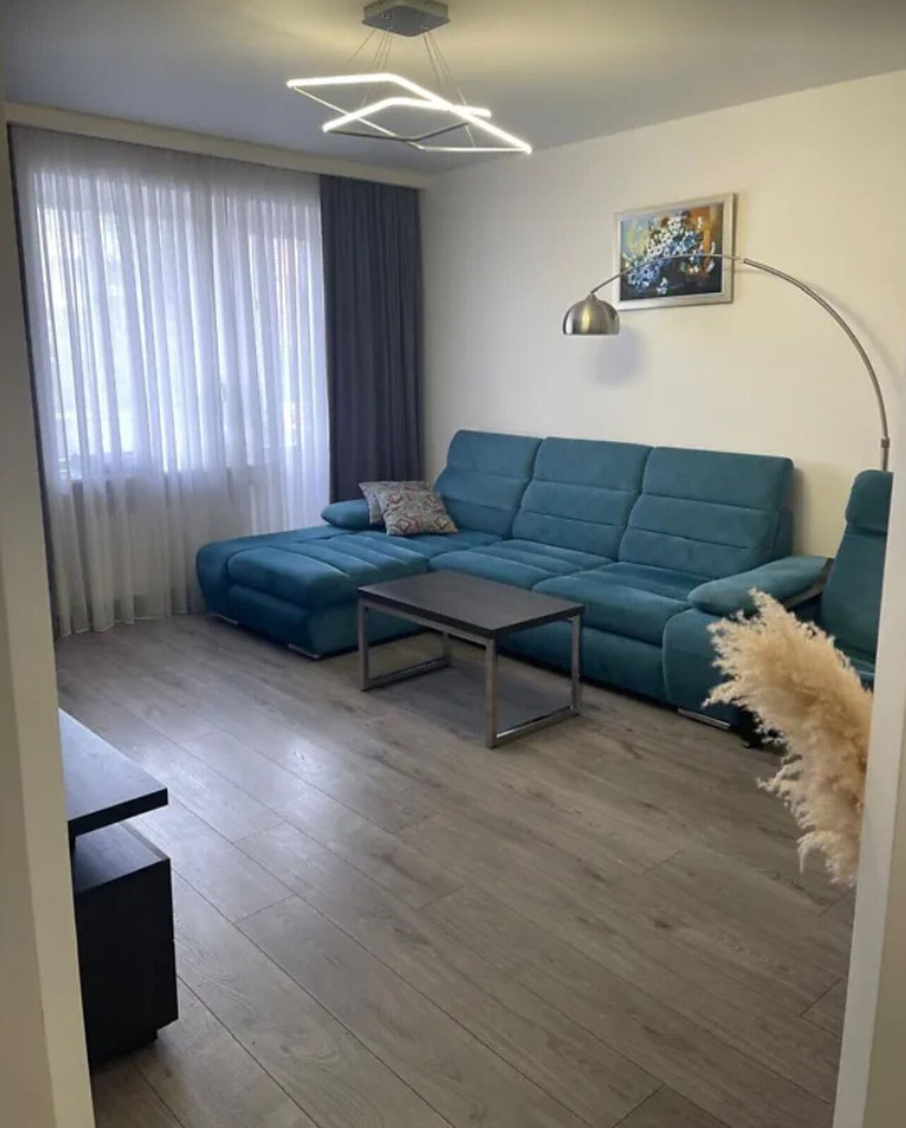 Продаж 3к квартири 67.6 кв. м на вул. Березова