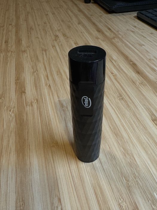 power bank Intel 2200mAh