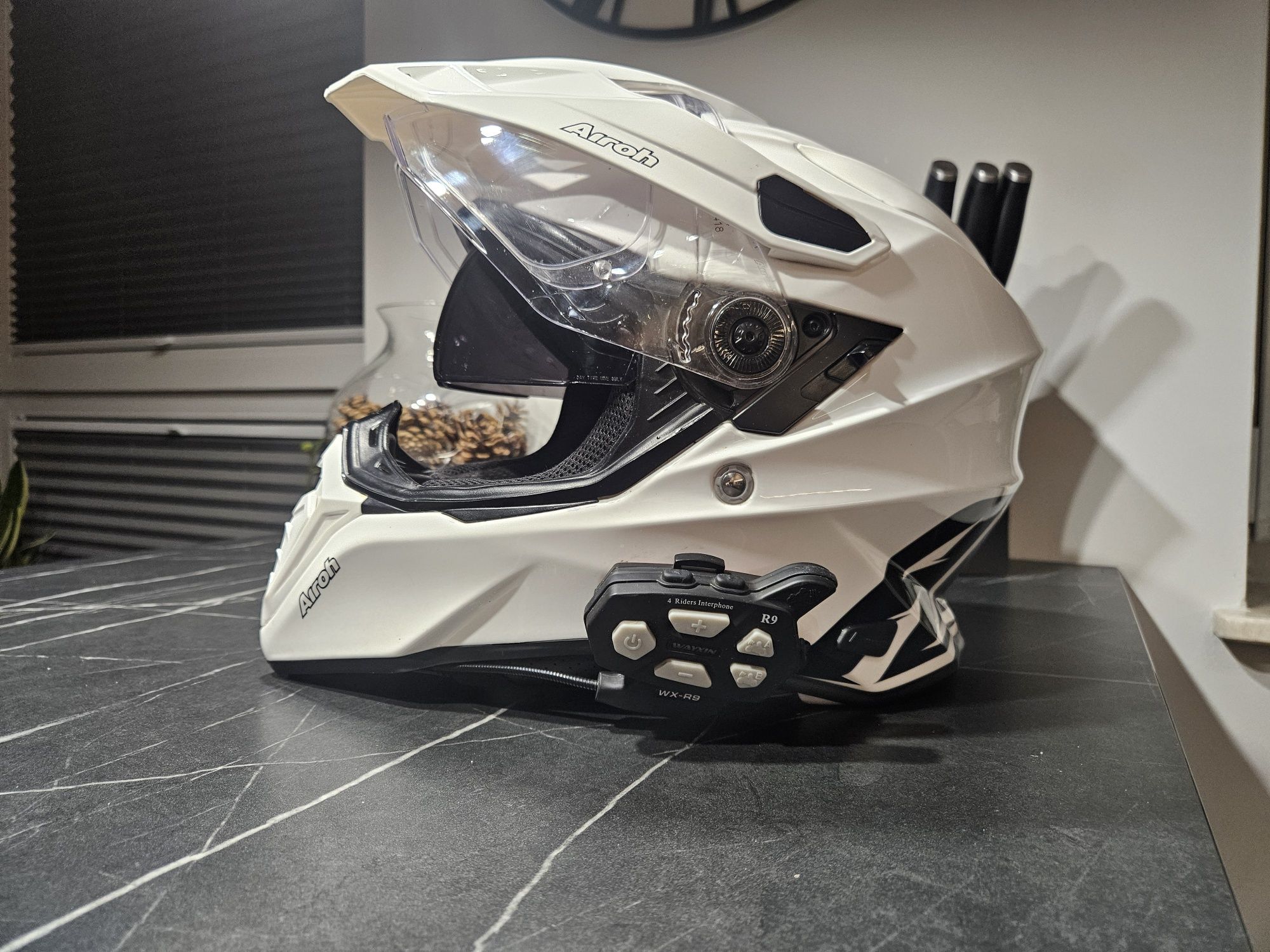 Sprzedam kask motocyklowy Airoh Commander