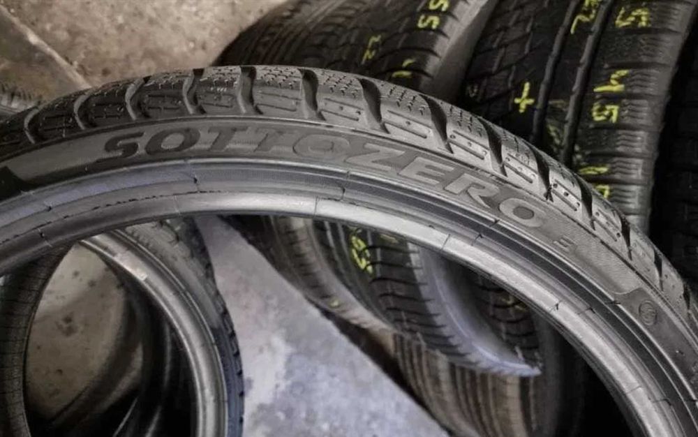 255/30 R20 PIRELLI WINTER SOTTOZERO 3 (90%) 235 245 265. 35 40 45 50