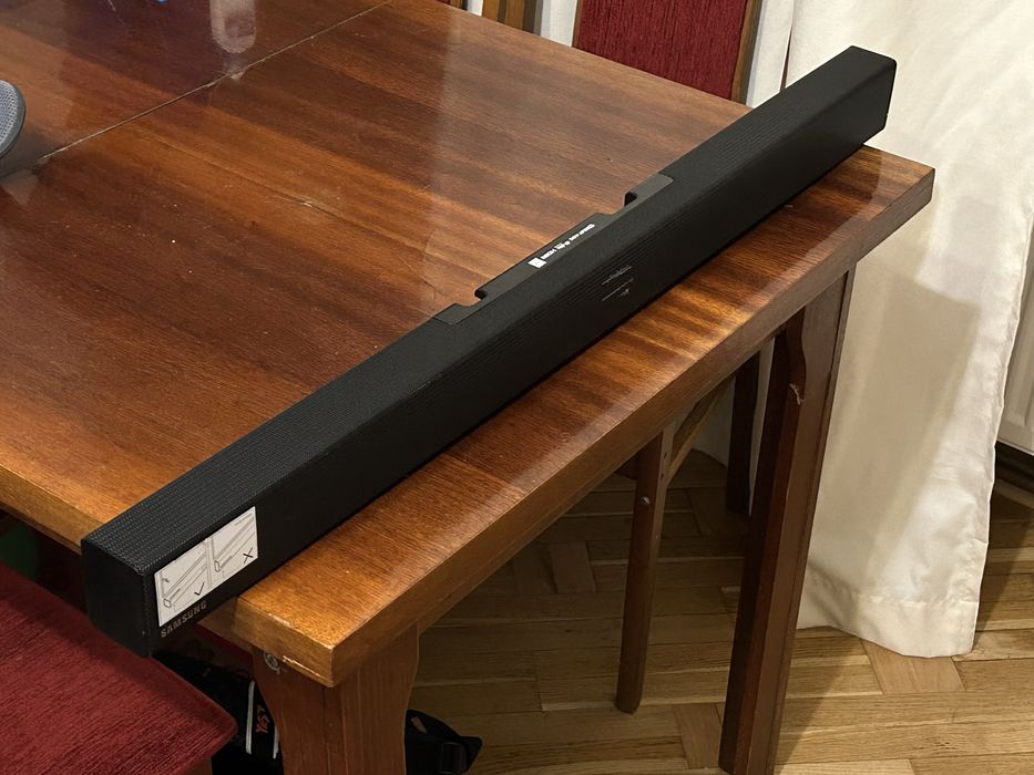 Саундбар Samsung