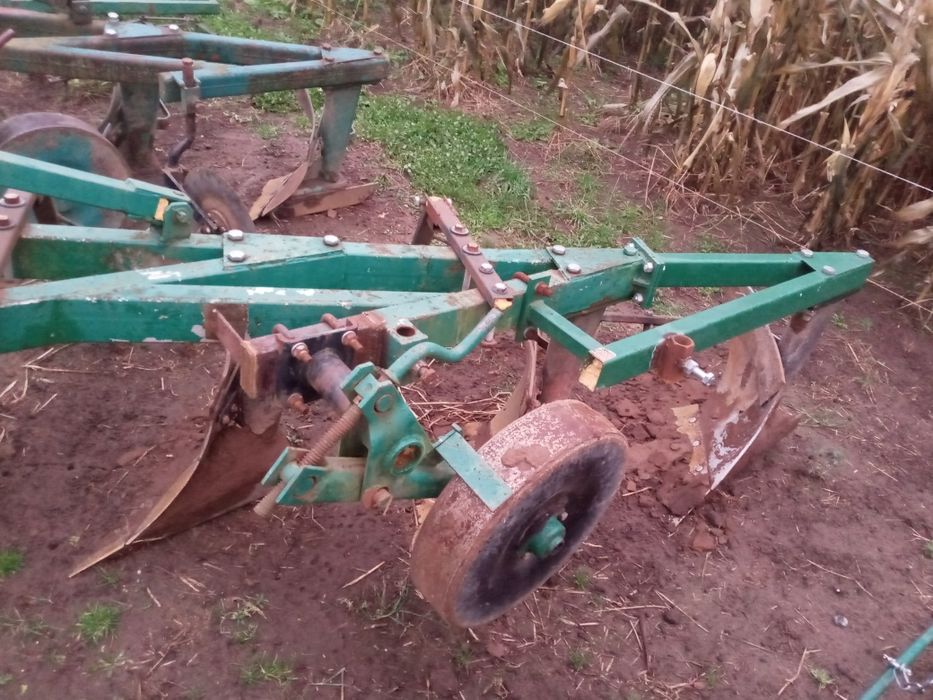 Pług 4- skibowy (3+1)