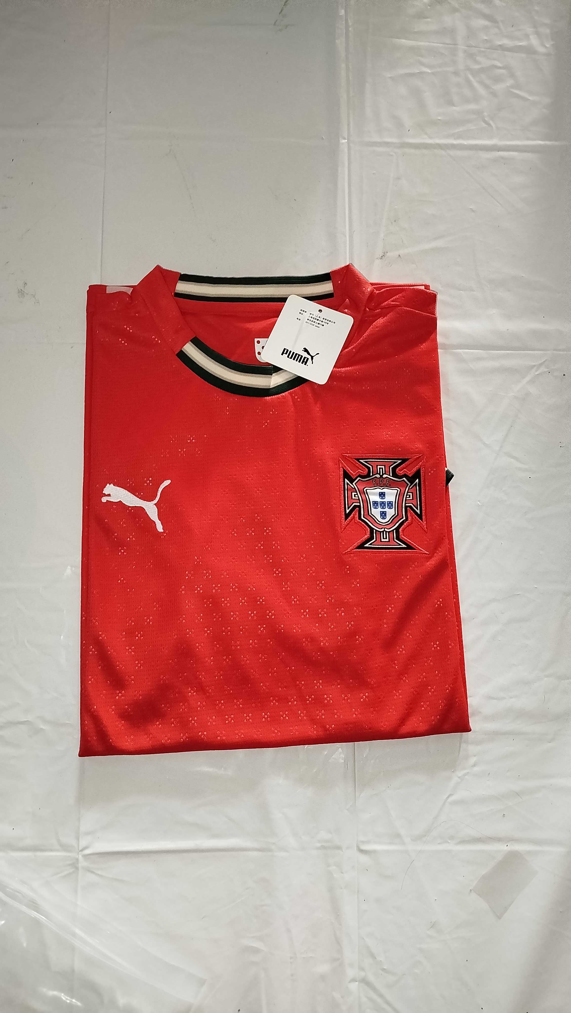 Camisola seleção nacional Portugal vermelha  Puma L
