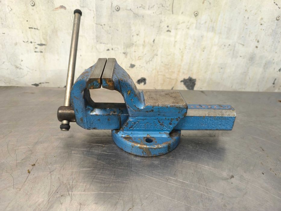 Imadło Matador Record  kute stalowe  100 mm