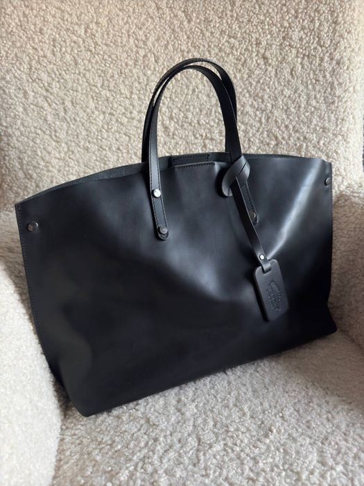 Чорна велика сумка