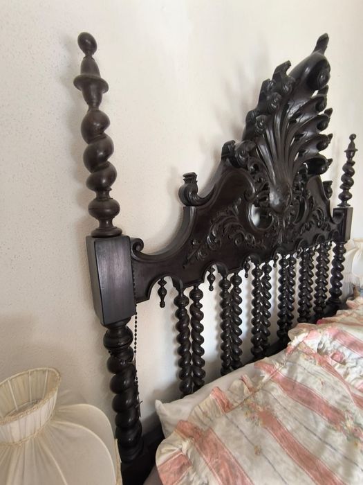 Mobilia de quarto antiga completa