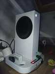Sprzedam Xboxa series s