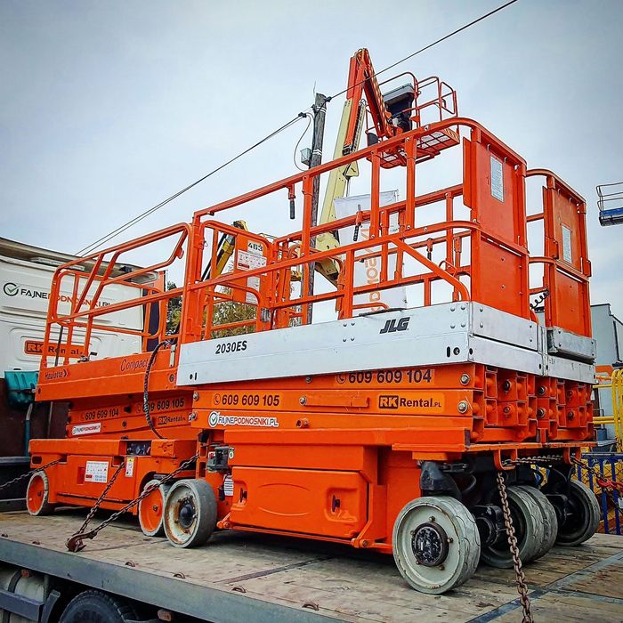 Wynajem podnośników nożycowych przegubowych  koszowych Poznań