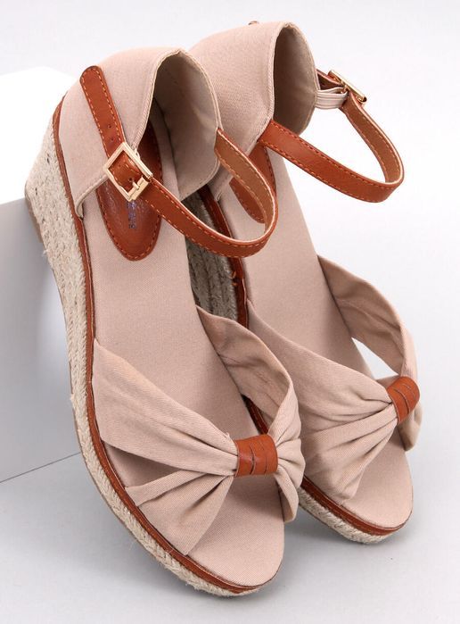 Espadryle Na Koturnie Kristen Beige