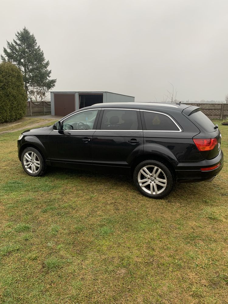 Sprzedam Audi Q7 4.2 FSI