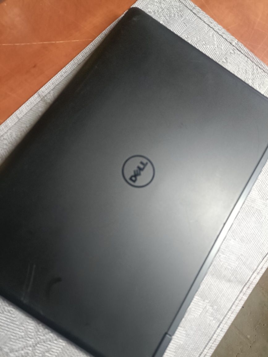 Laptop Dell Latitude, i5-5th, 128 SSD, 8gb ram