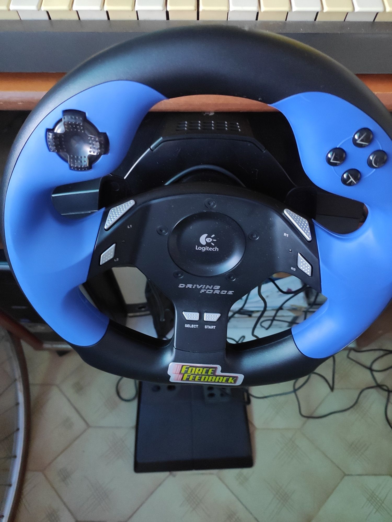 Vendo volante Logitech