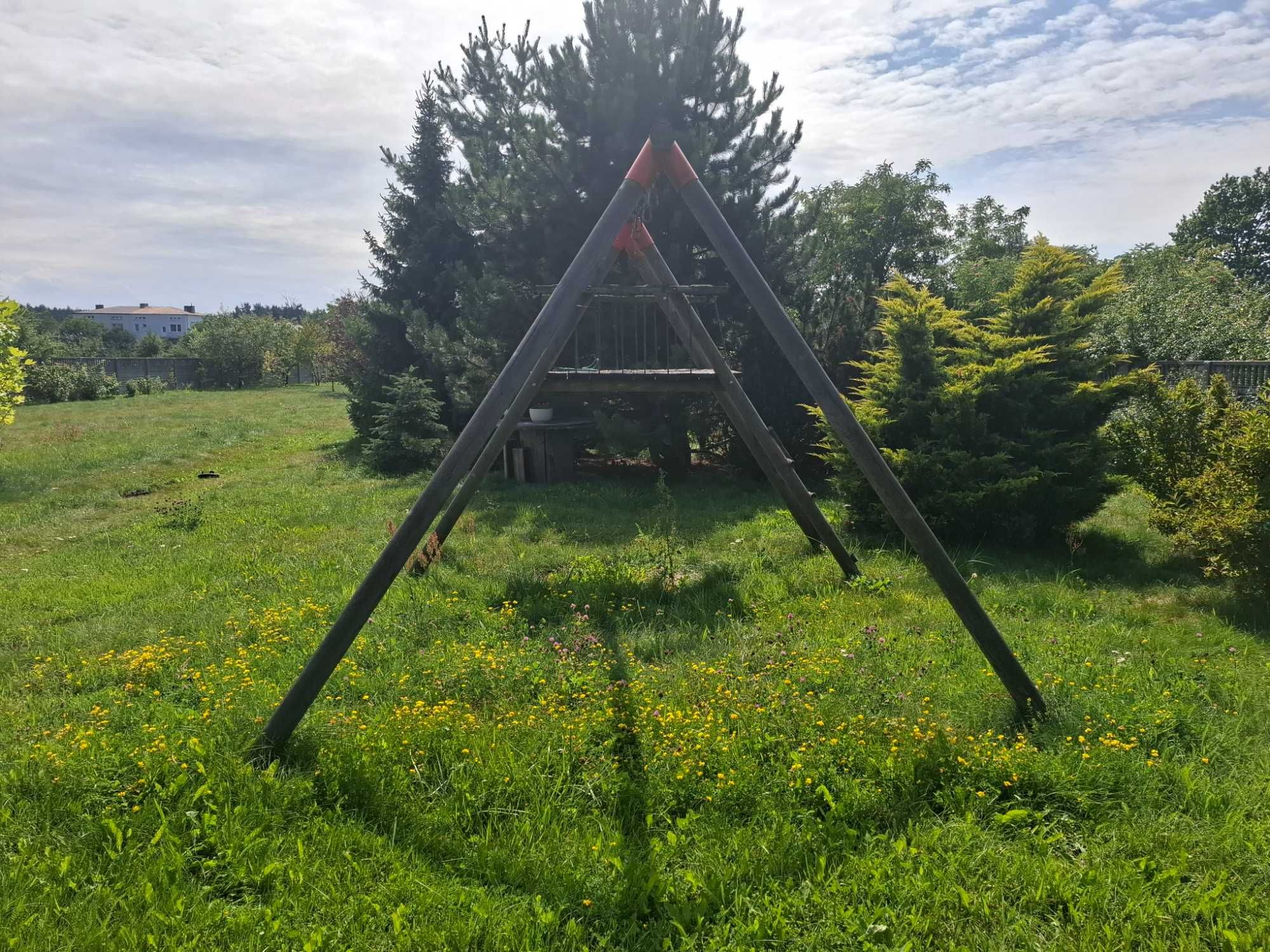 Huśtawka, stelaż przygotowana pod zjeżdżalnię