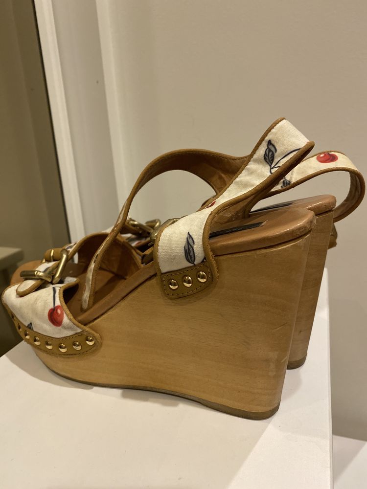 Sandalias cunha madeira 40-Zara