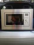 Kuchenka mikrofalowa Whirlpool AMW 140 IX