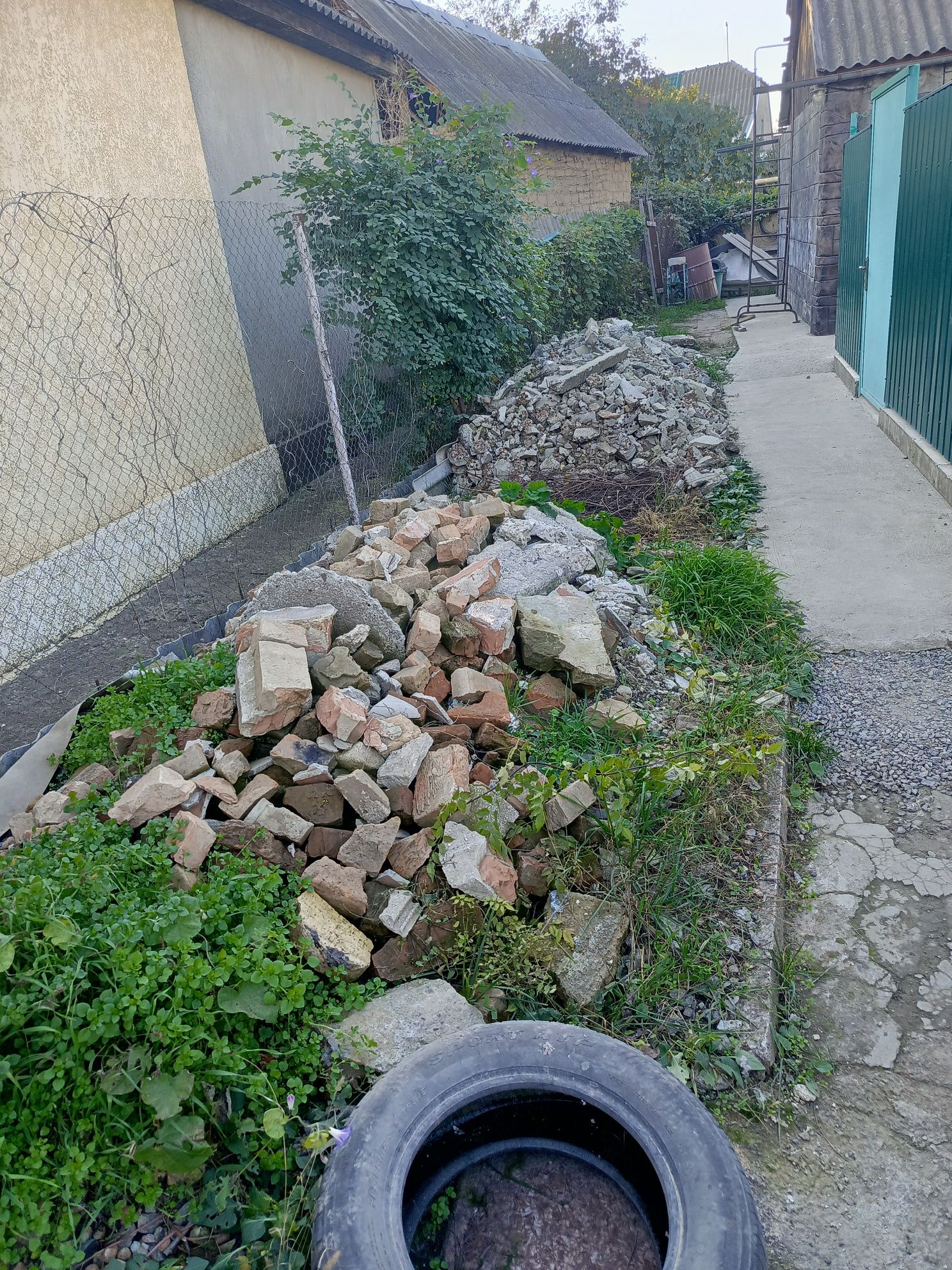Отдам Бут бесплатно