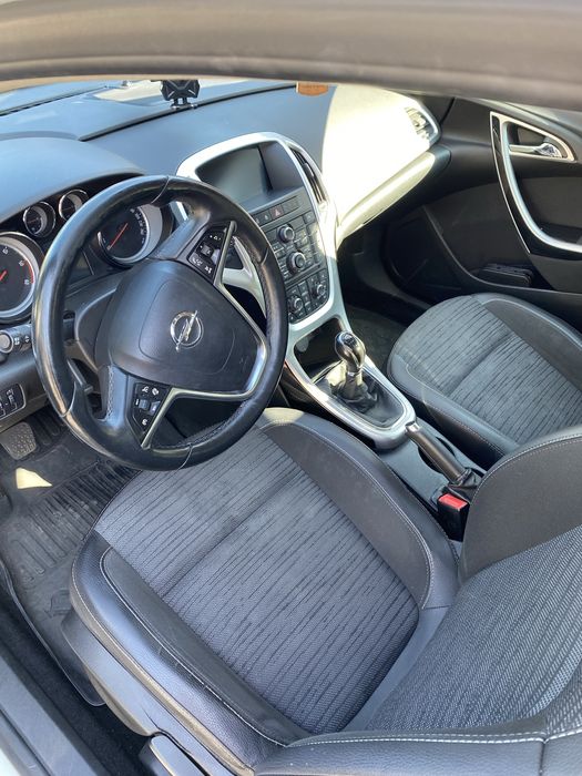 Opel Astra J Kombi, 2014, 1.7 diesel 110 KM