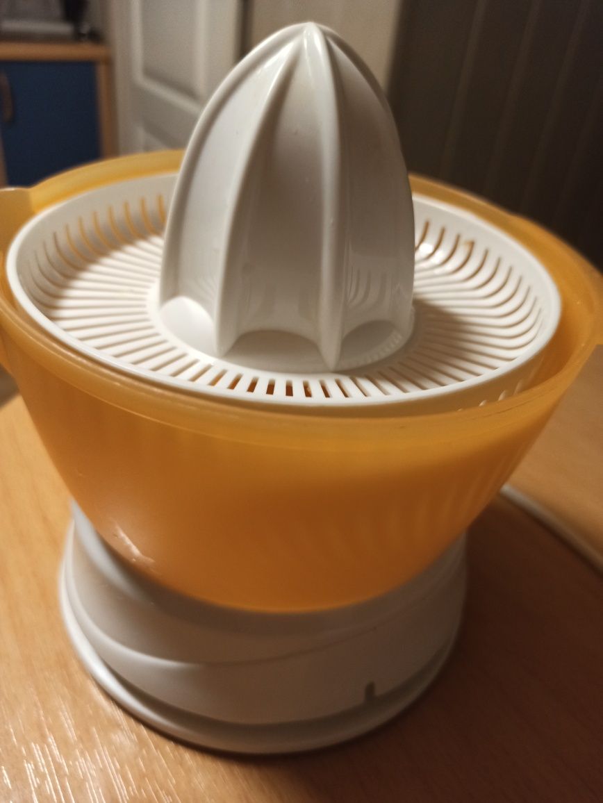Citrus Press tesco
