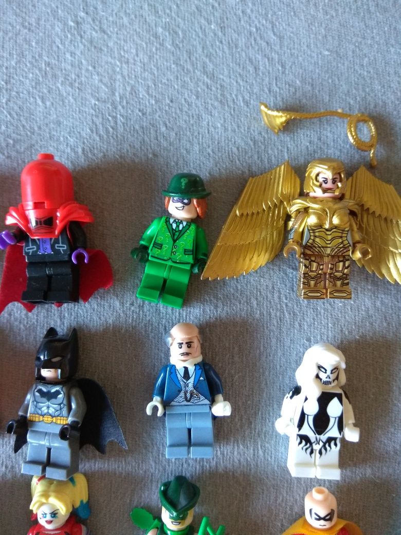 Zestaw 33 figurek z uniwersum DC Batman. Kompatybilne z LEGO