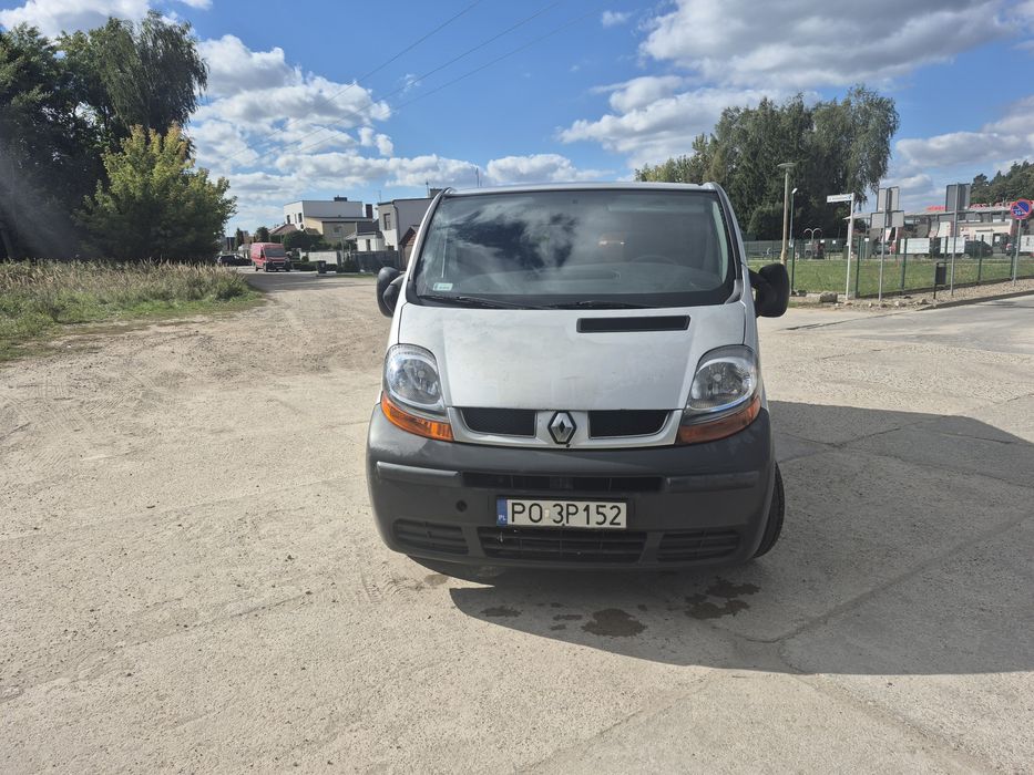 Renault trafik 2004 rok