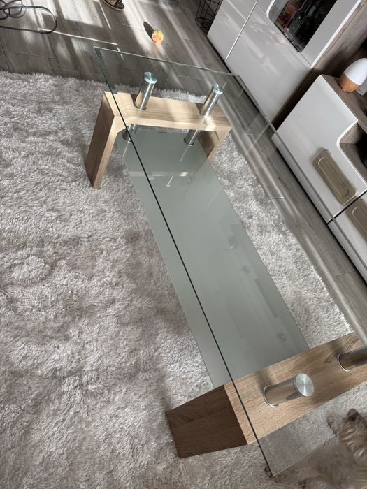 Mesa de centro de vidro