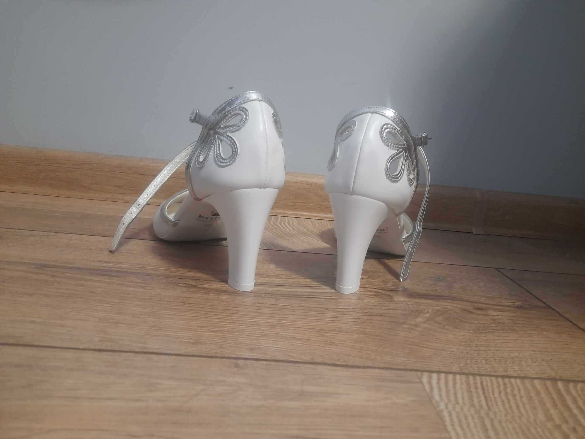 Buty na obcasie, białe, ślubne, 40