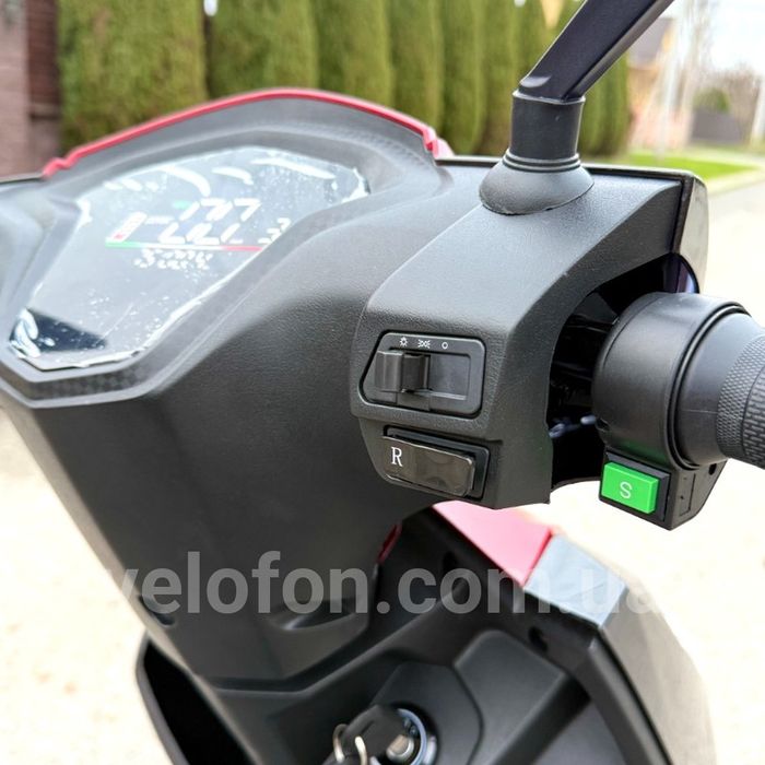 Електроскутер Corso Jogger 1500W, 72V/25Ah — двомісний максіскутер