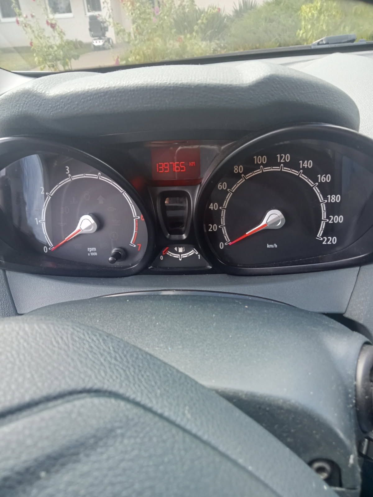 Sprzedam Forta Fiestę MK7