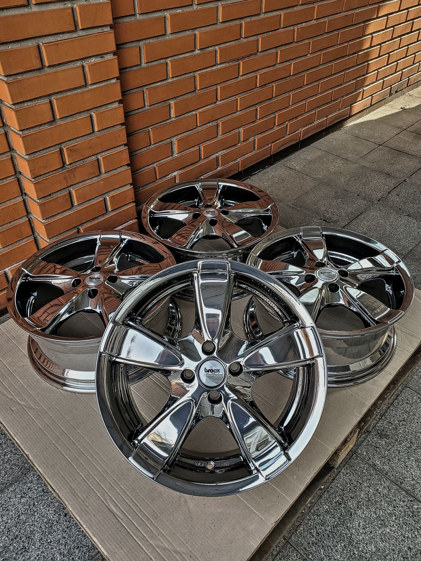 Нові R17 4x100 | 7.5J ET35 ЦО63.4 | BROCK | Original | Germany | NEW