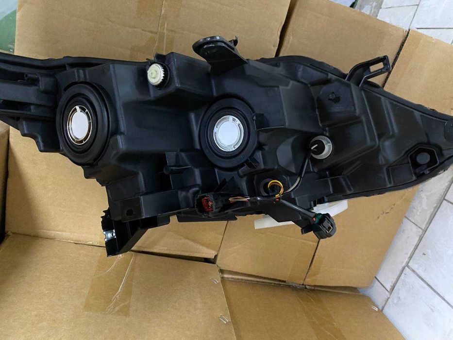 Фара передня ліва Nissan Rogue Sport 2016-18 нова ліцензія