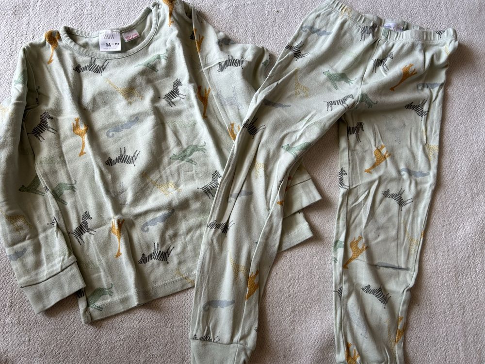 Pijama zara 5-6 anos.