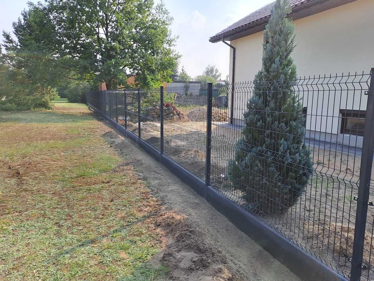 Zestaw Panel ogrodzeniowy 153cm 5,0 ocynk+ RAL + słupek+podmurówka