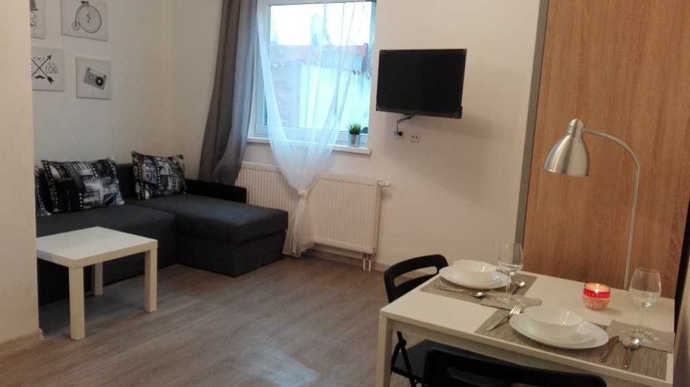 Kawalerka blisko Galerii Copernicus i Starówki