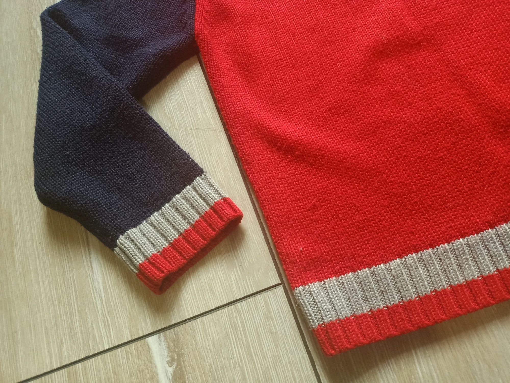 Теплый свитер зимний джемпер на мальчика 3-5 лет