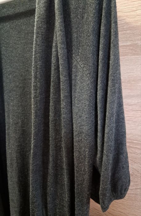 Narzutka kardigan szara rozmiar Uniwersalny