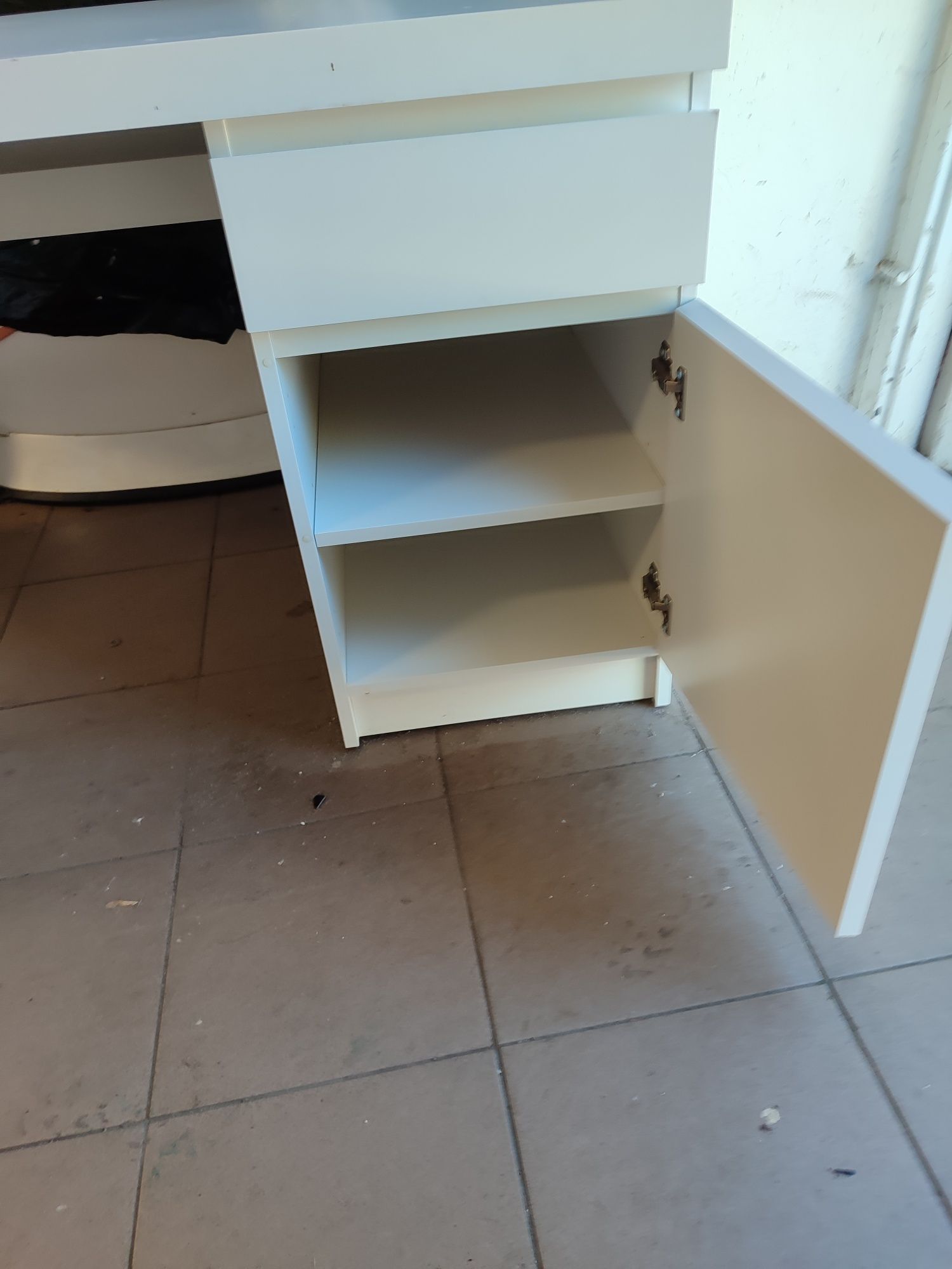 Biurko z szufladą i szafka