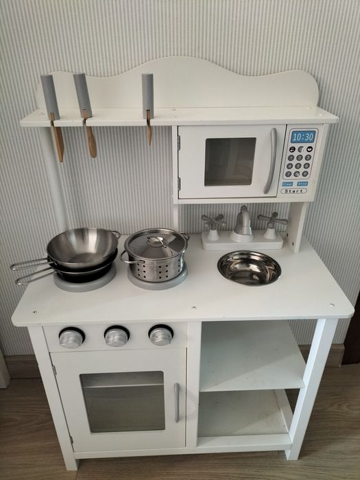kuchnia drewniana  dla dzieci