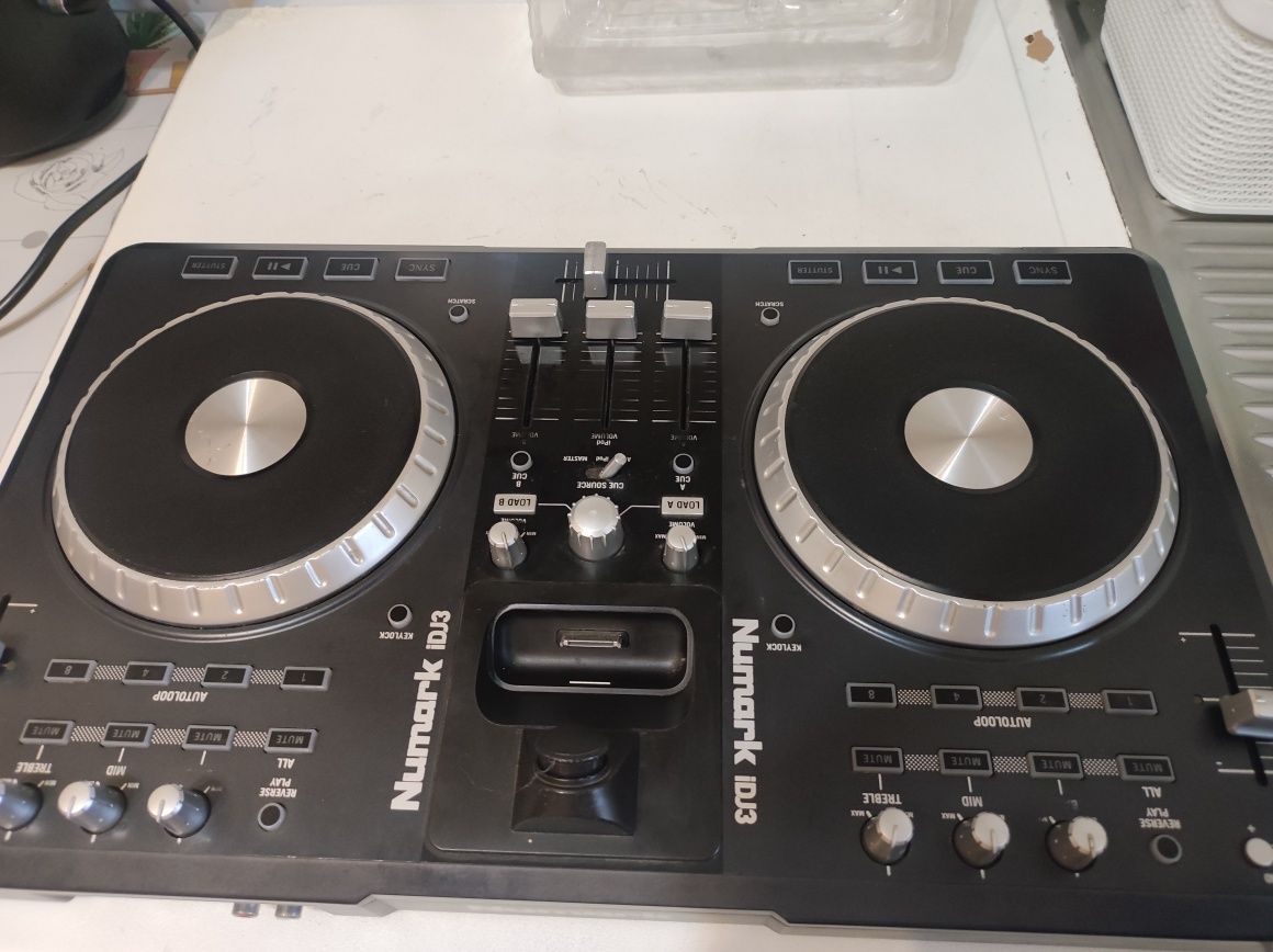 Kontroler Numark iDJ3