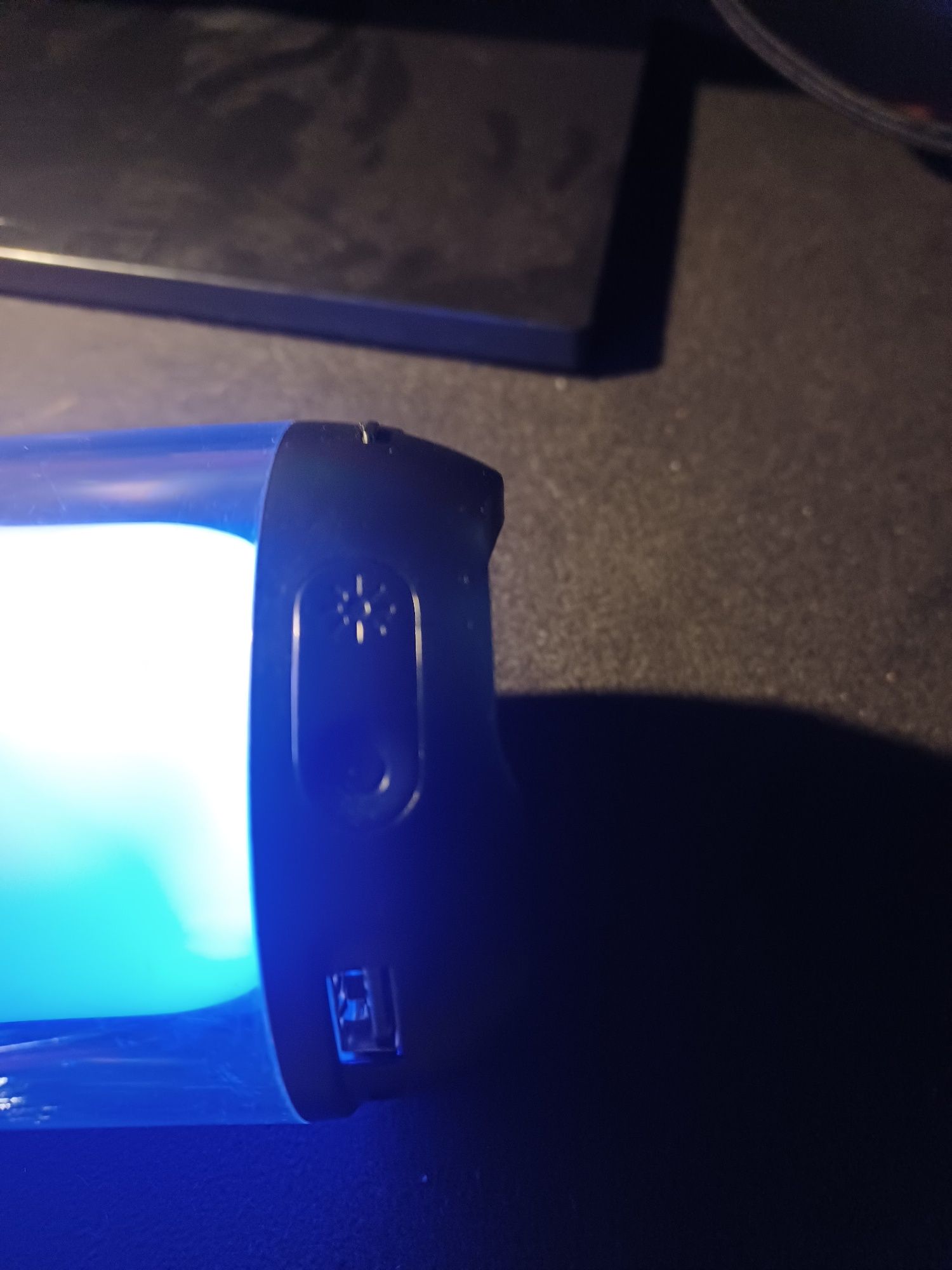 Głośnik Bluetooth z LED i bassem – działa, mocny dźwięk