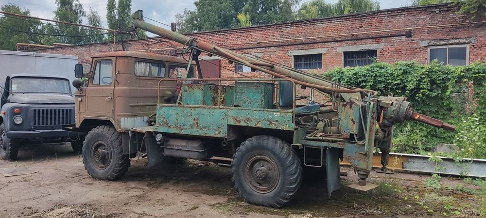 Ямобур, будівельна техніка, свердління свай, скважин, монтаж стовпів