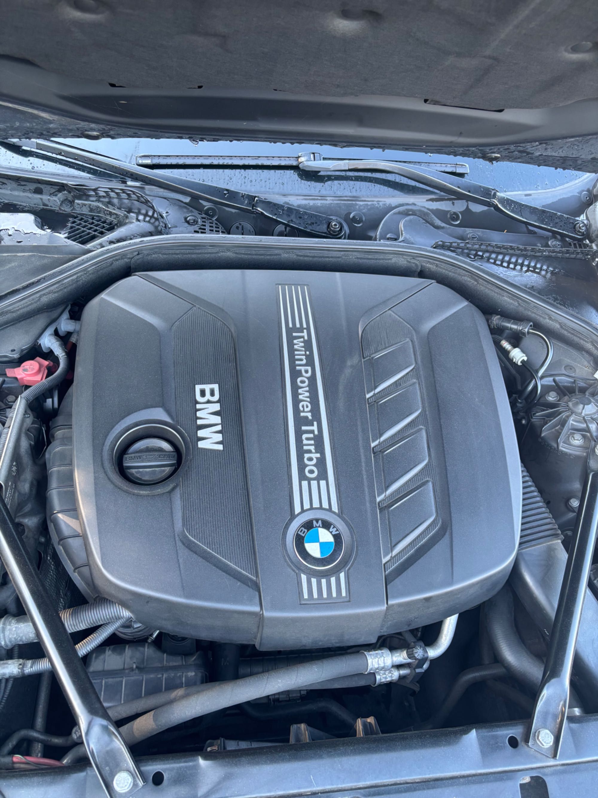 Bmw 520 D PACK M                   Possibilidade de financiamento