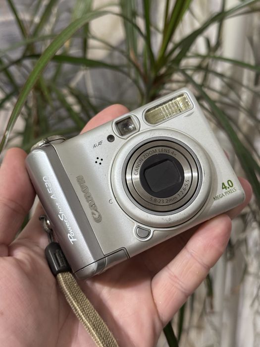 Цифровой фотоаппарат Canon PowerShot A520