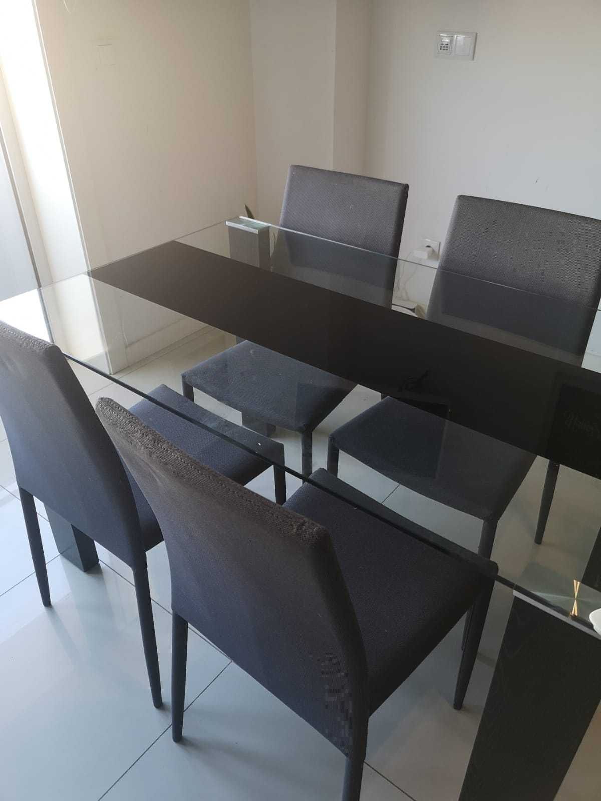 Mesa de jantar/cozinha c/4 cadeiras