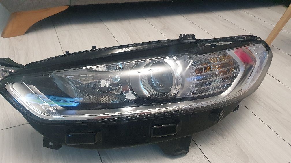 Lampa ford mondeo mk 5 es73 13d155 cd