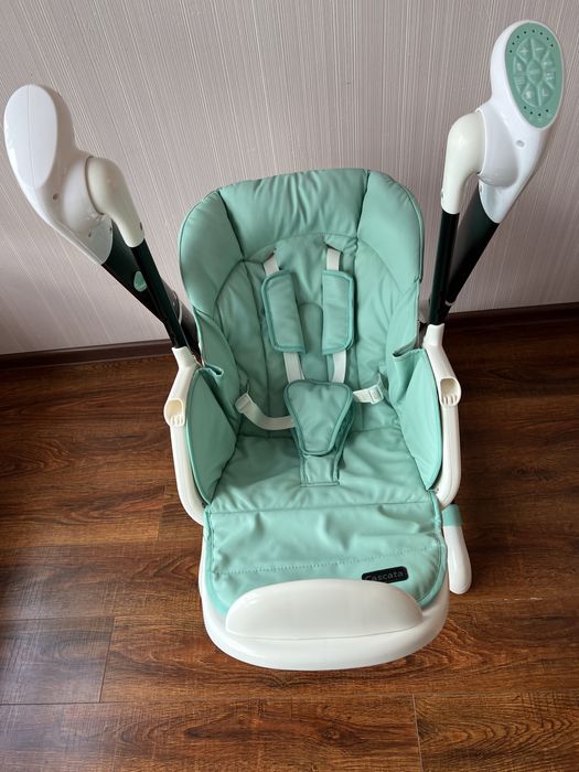 Стільчик для годування carello/ шезлонг / качелля для немовлят